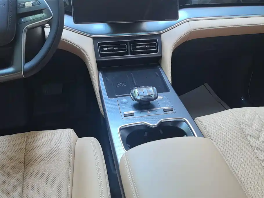 BYD Song L DM-i 2024 160km Excellence фото 16