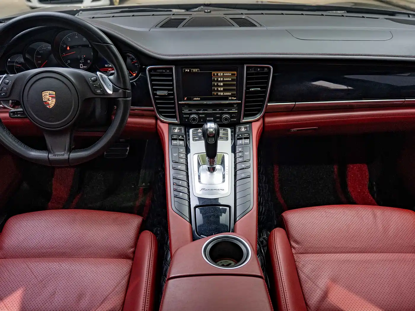Porsche Panamera 2014 Panamera 3.0T фото 13