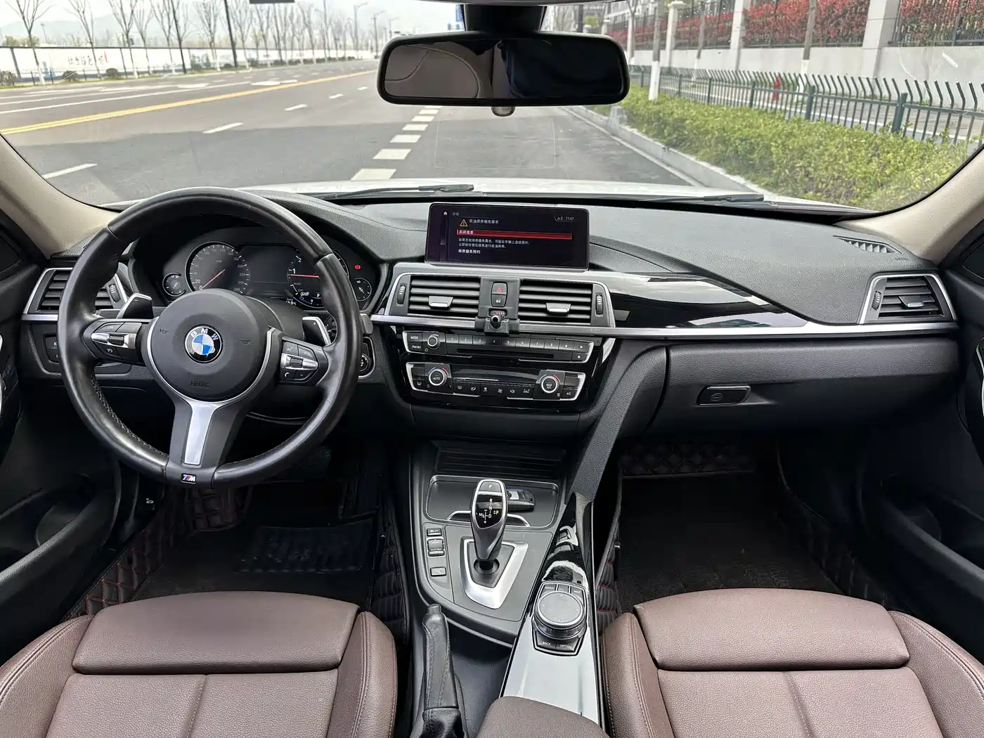 BMW 3 Series 2019 320Li M Luxury Package фото 9
