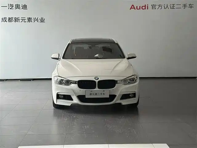 BMW 3 Series 2017 330i M Sport — фото 2
