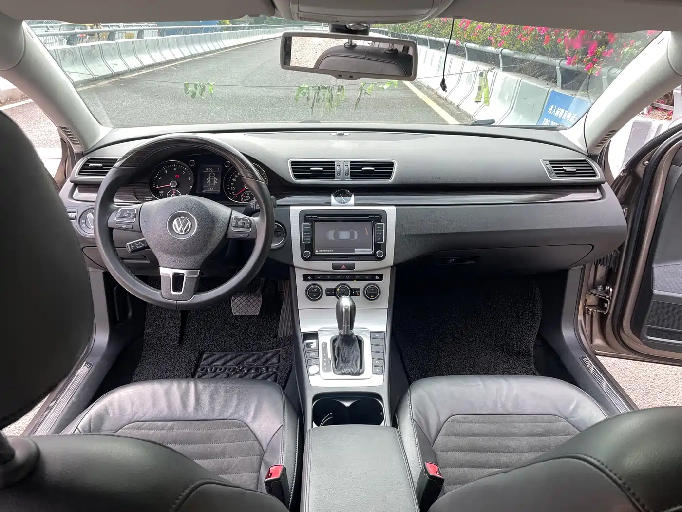 Volkswagen Magotan 2013 2.0TSI Premium фото 7