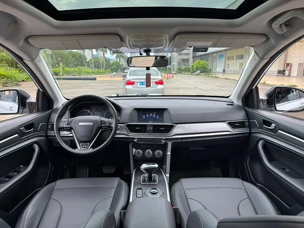 Фото 6 - Haval H6