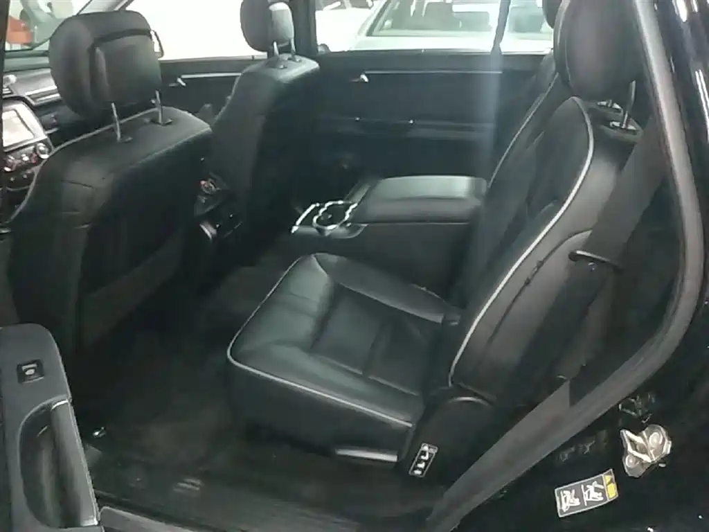 Mercedes-Benz R-Class 2015 R 320 4MATIC Luxury фото 17