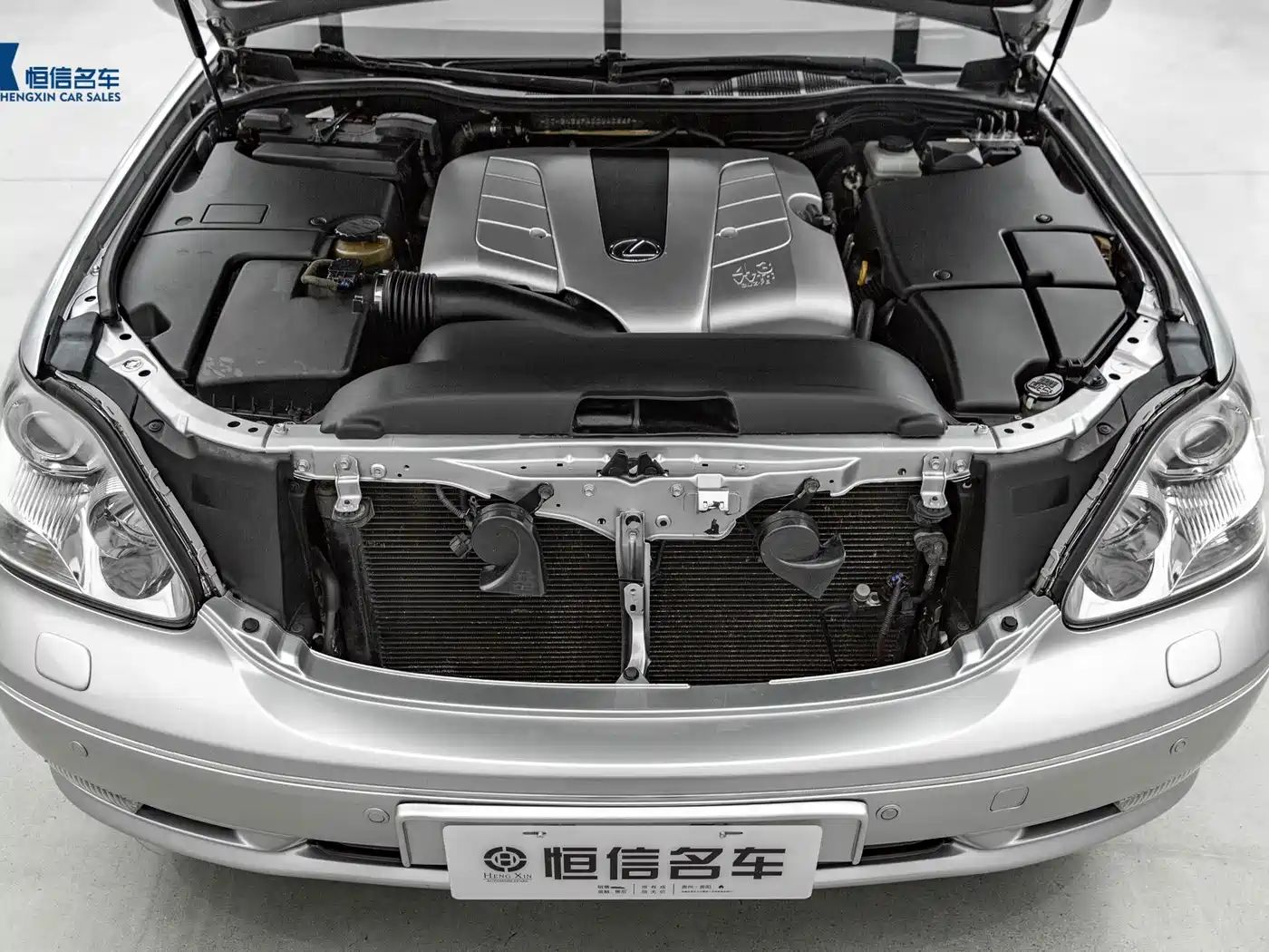 Фото 20 - Lexus LS