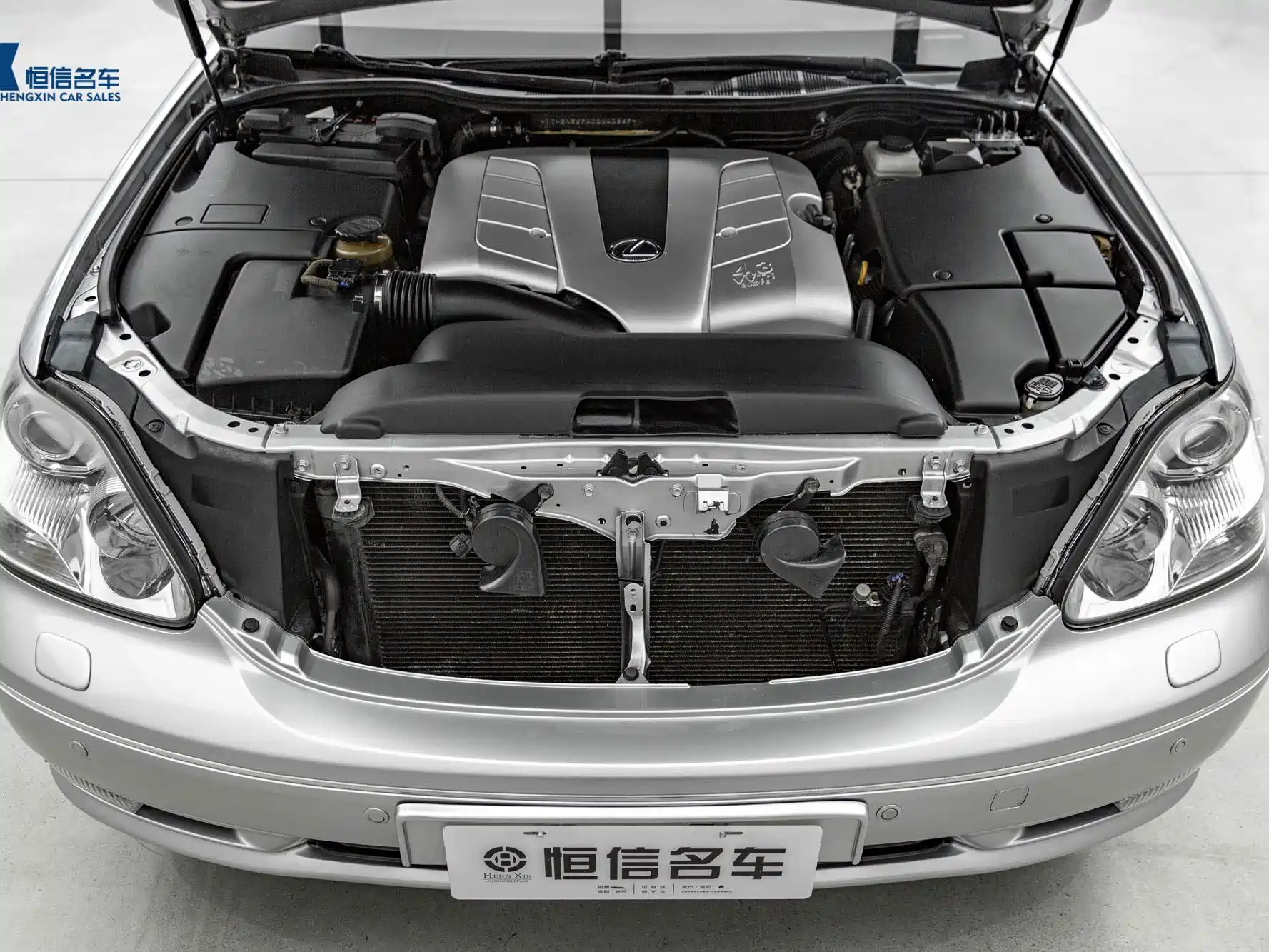 Фото 20 - Lexus LS