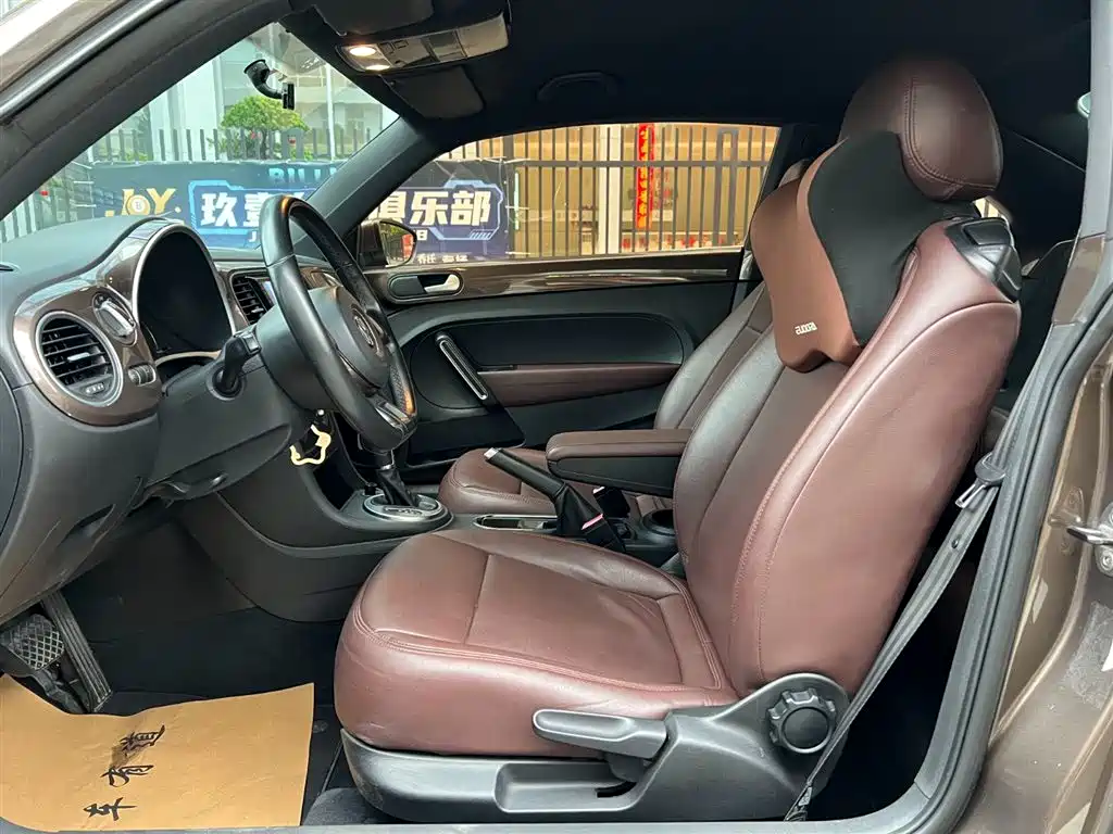 Volkswagen Beetle 2014 1.2TSI Fashion Edition фото 3