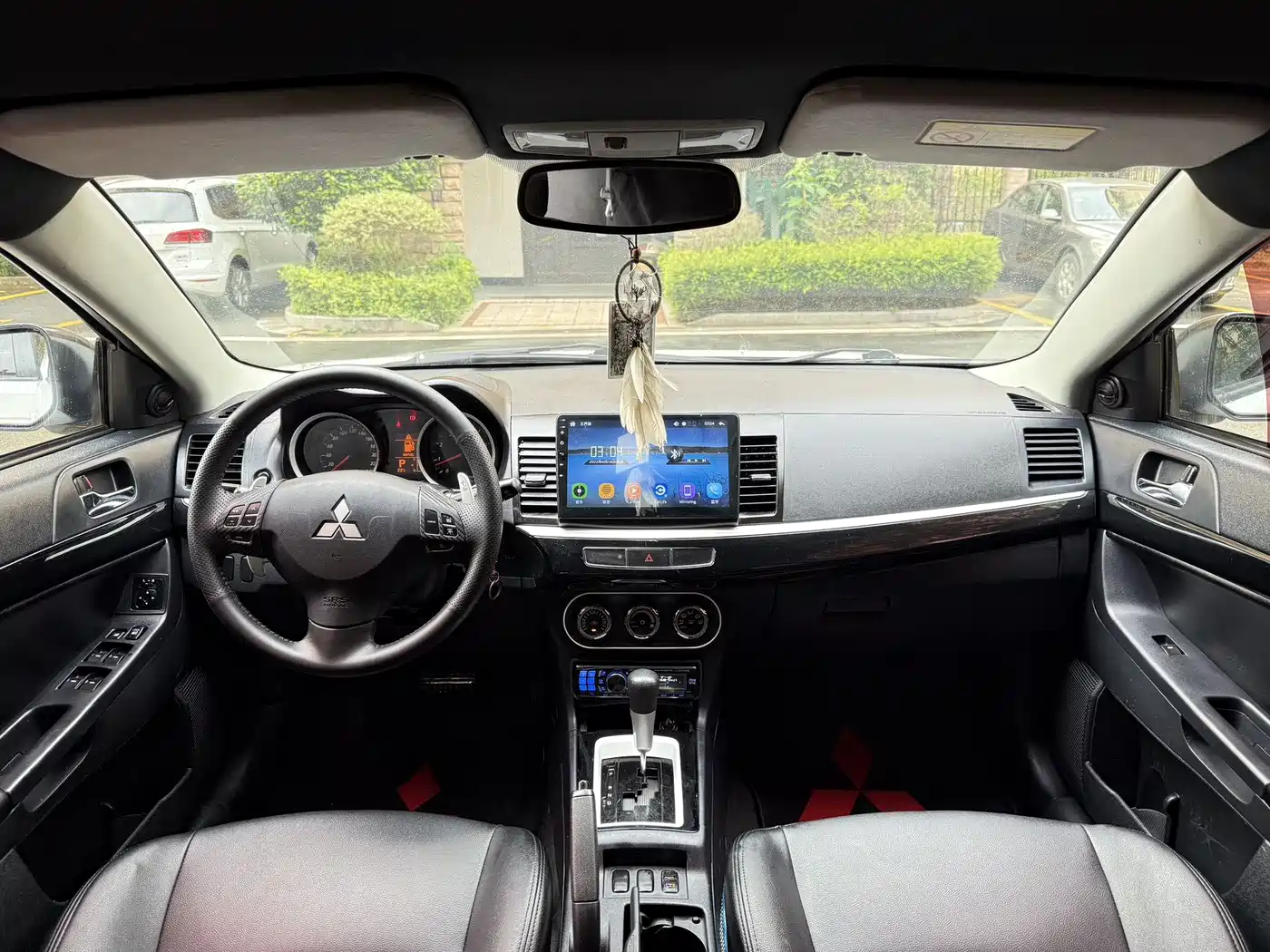 Mitsubishi Lancer EX 2016 1.8L CVT Black & White Replica фото 5
