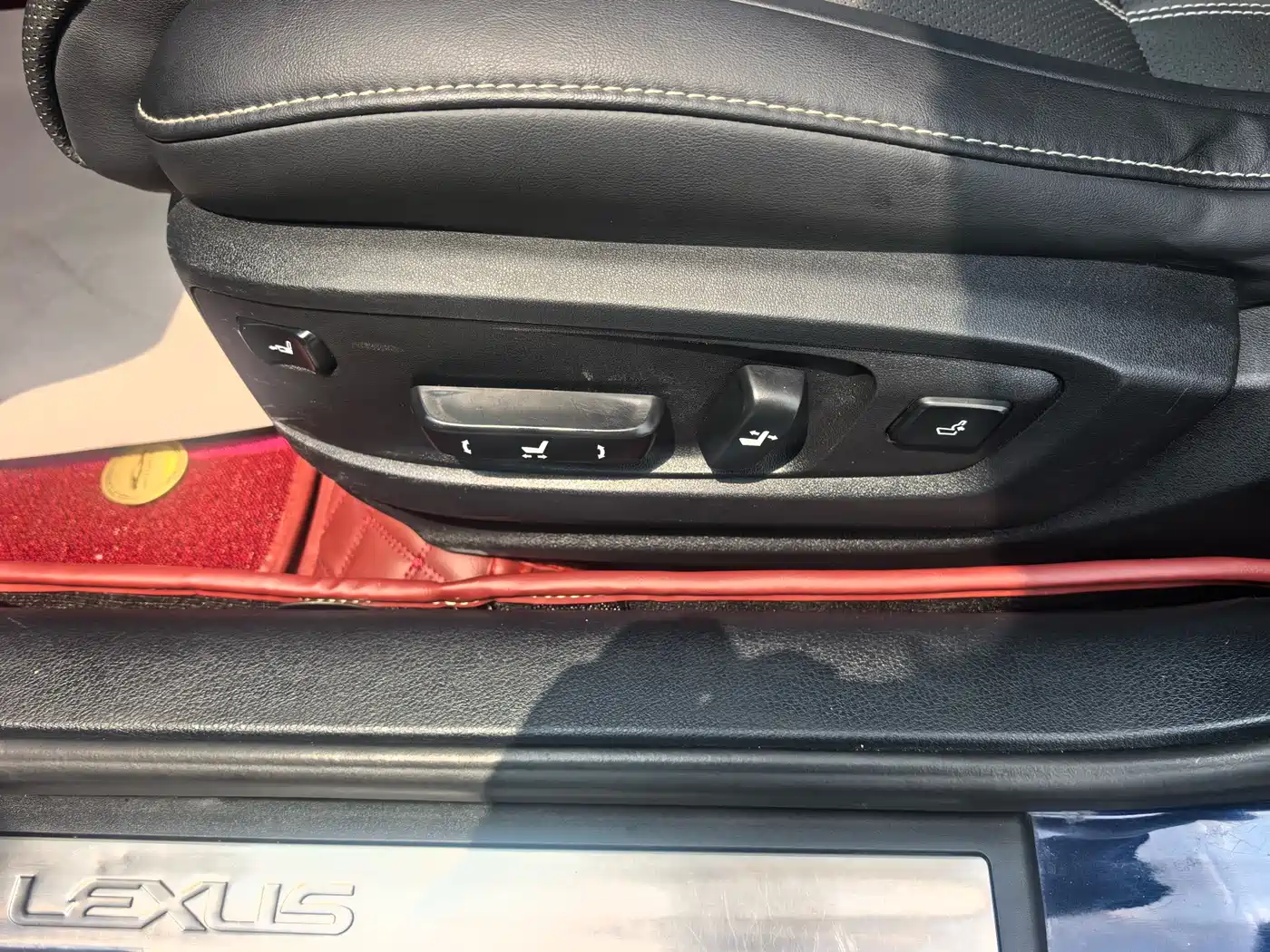 Lexus ES 2015 200 Elite Edition фото 14
