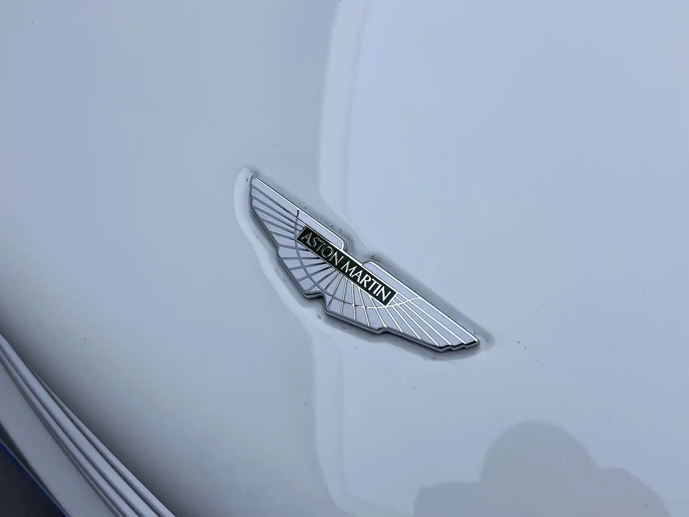 Aston Martin DB9 2013 6.0L Coupe фото 16