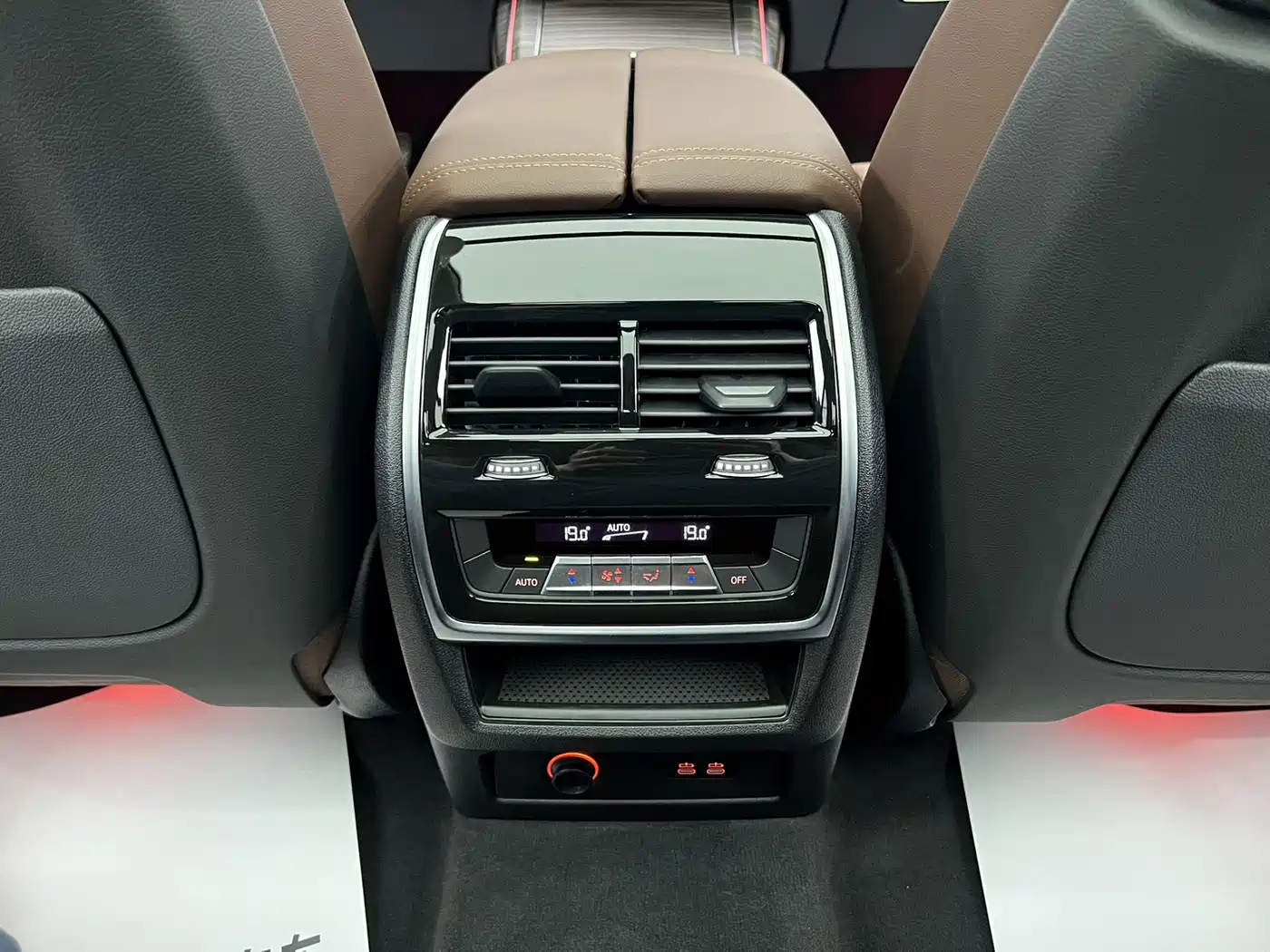 BMW X7 2026 2024 xDrive40i Leading Luxury Package