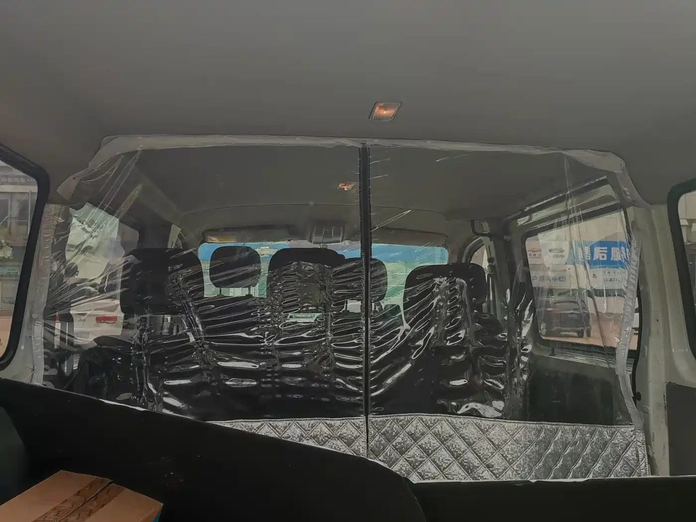 SAIC Maxus Xintu V80 2024 2023 2.0T Manual Classic Aoyun Short Wheelbase Ultra-Low Roof 5/6-Seater