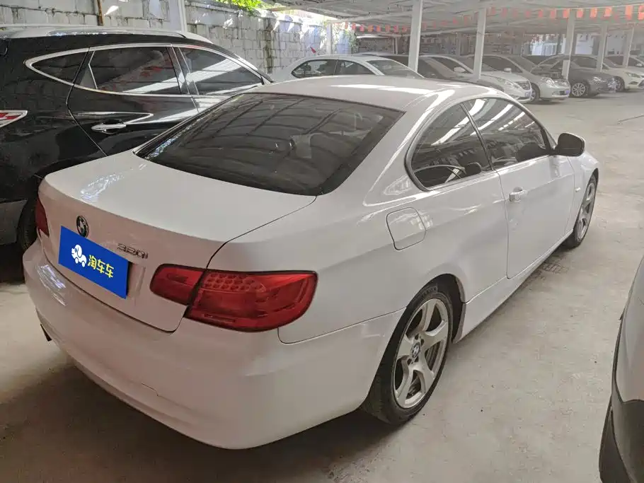 BMW 3 Series (Import) 2013 2011 320i Coupe