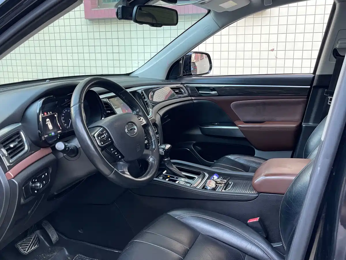 GAC Trumpchi Trumpchi GS8 2017 320T 2WD Luxury Smart Connect (7-seater) фото 7