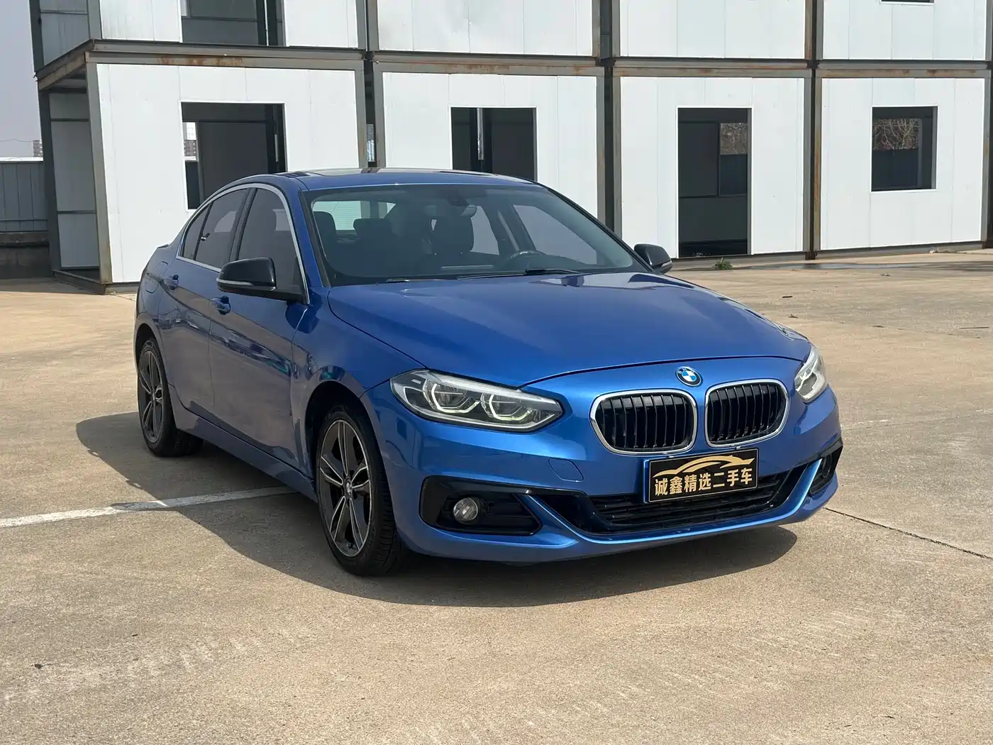 صورة 3 - BMW 1 Series