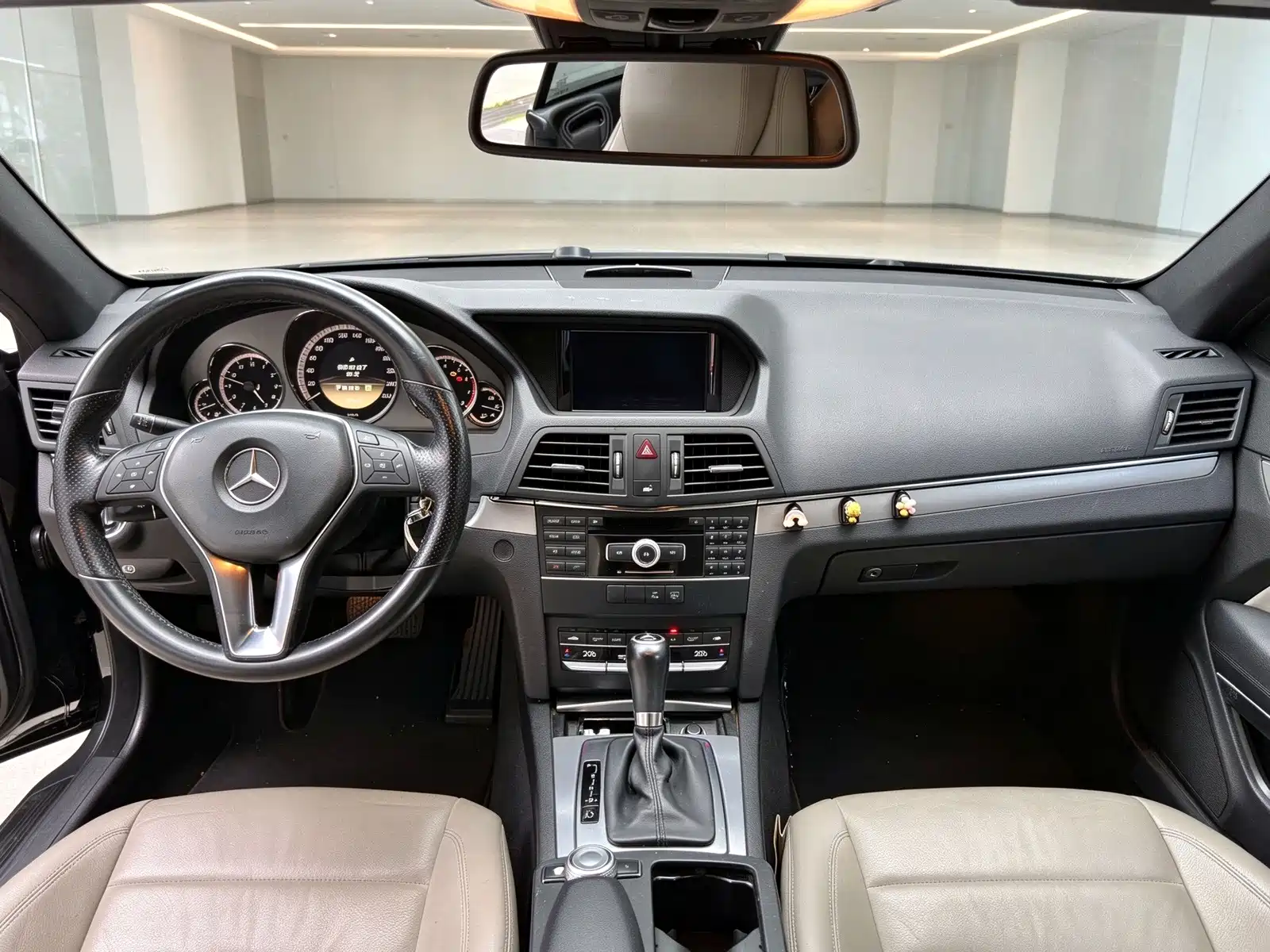 Фото 12 - Mercedes-Benz E-Class (Import)