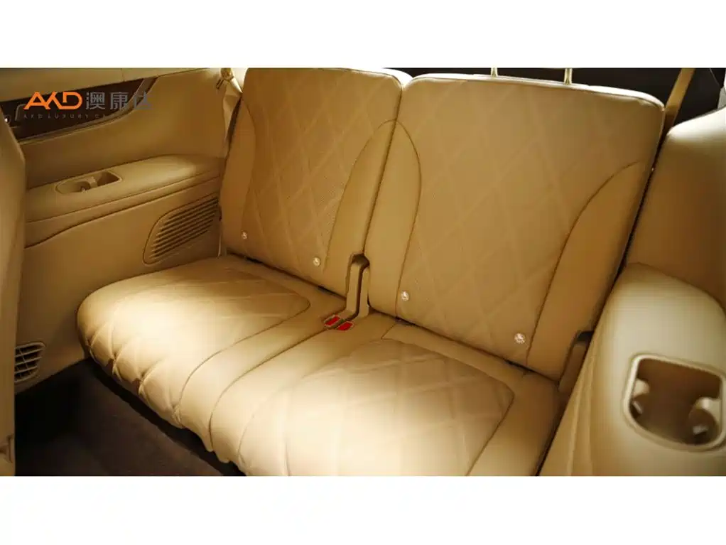 AITO Wenjie AITO M9 2025 Extended Range Ultra 52kWh 6-Seater фото 9