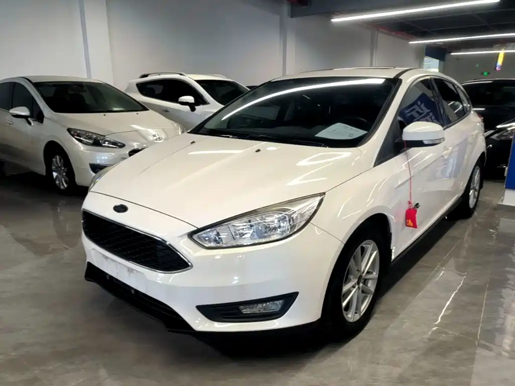 Ford Focus 2019 2018 Hatchback Classic 1.6L Automatic Trend Smart Edition