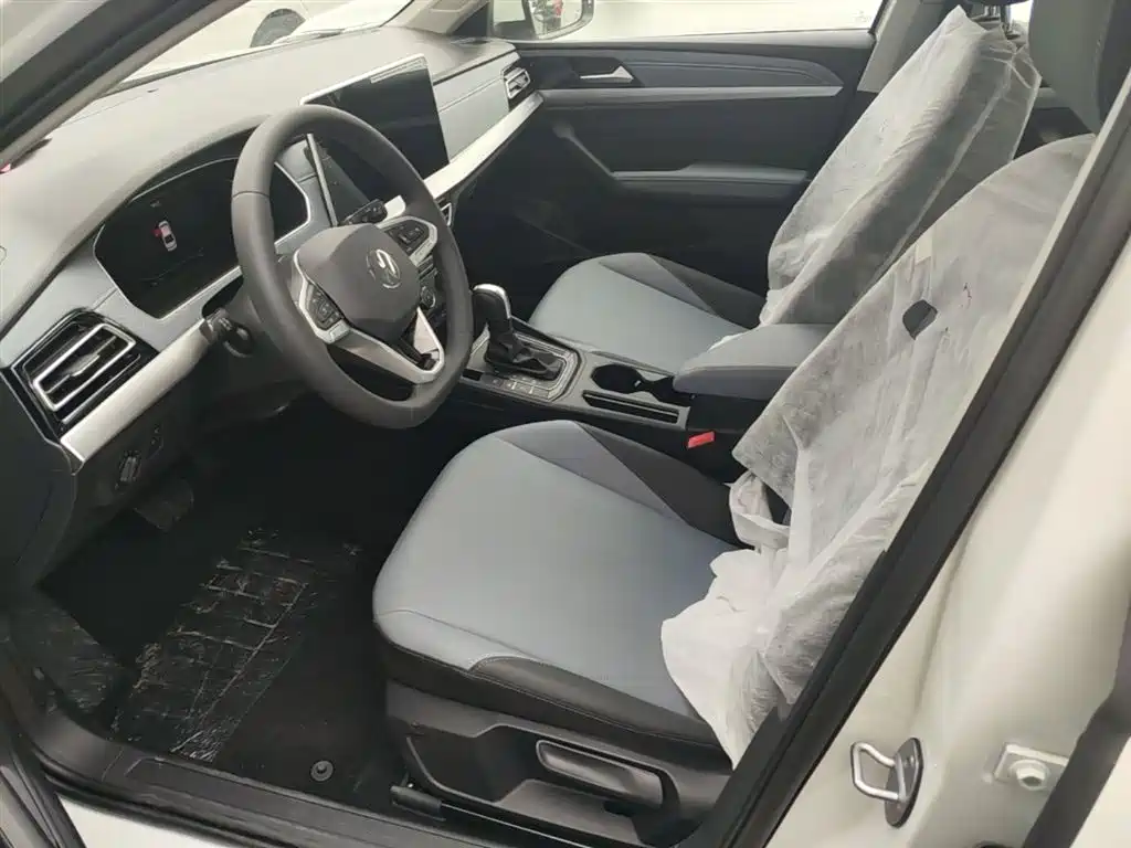 Volkswagen Lavida 2024 Model 1.5L Automatic Starlight 5 Million Edition фото 15
