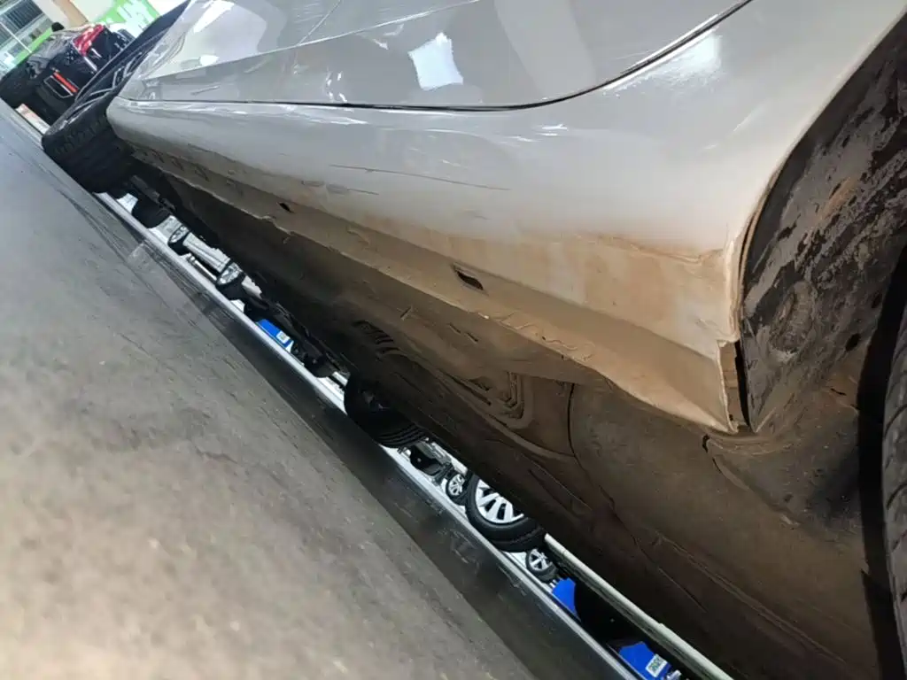 Roewe i6 2021 2020 PLUS 1.6L CVT 4G Connected Glory Luxury Edition