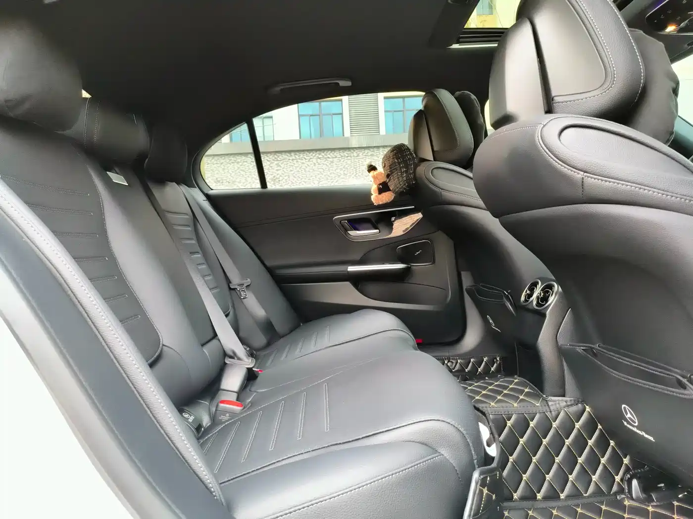Mercedes-Benz C-Class 2024 C 200 L Sport Edition фото 9