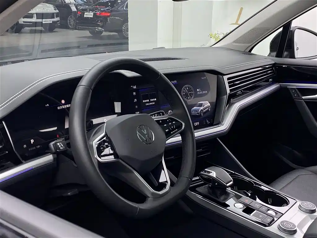 Volkswagen Touareg 2022 3.0TSI Rui Xiang Edition Gloss Black Sport Package фото 27
