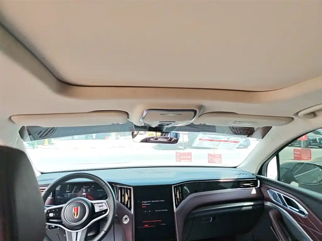 Hongqi HS7 PHEV 2024 2.0T PHEV 4WD Flagship Edition 6-seater фото 18