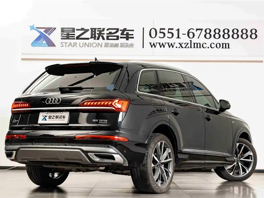Audi Q7 2023 55 TFSI quattro S line Sport фото 8