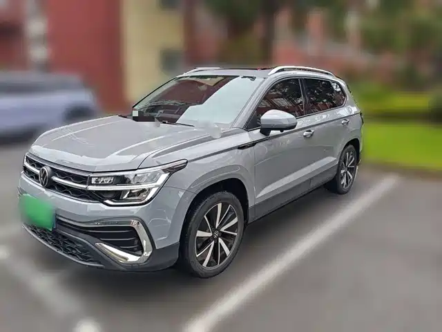 Volkswagen Tharu 300TSI, моноприводный