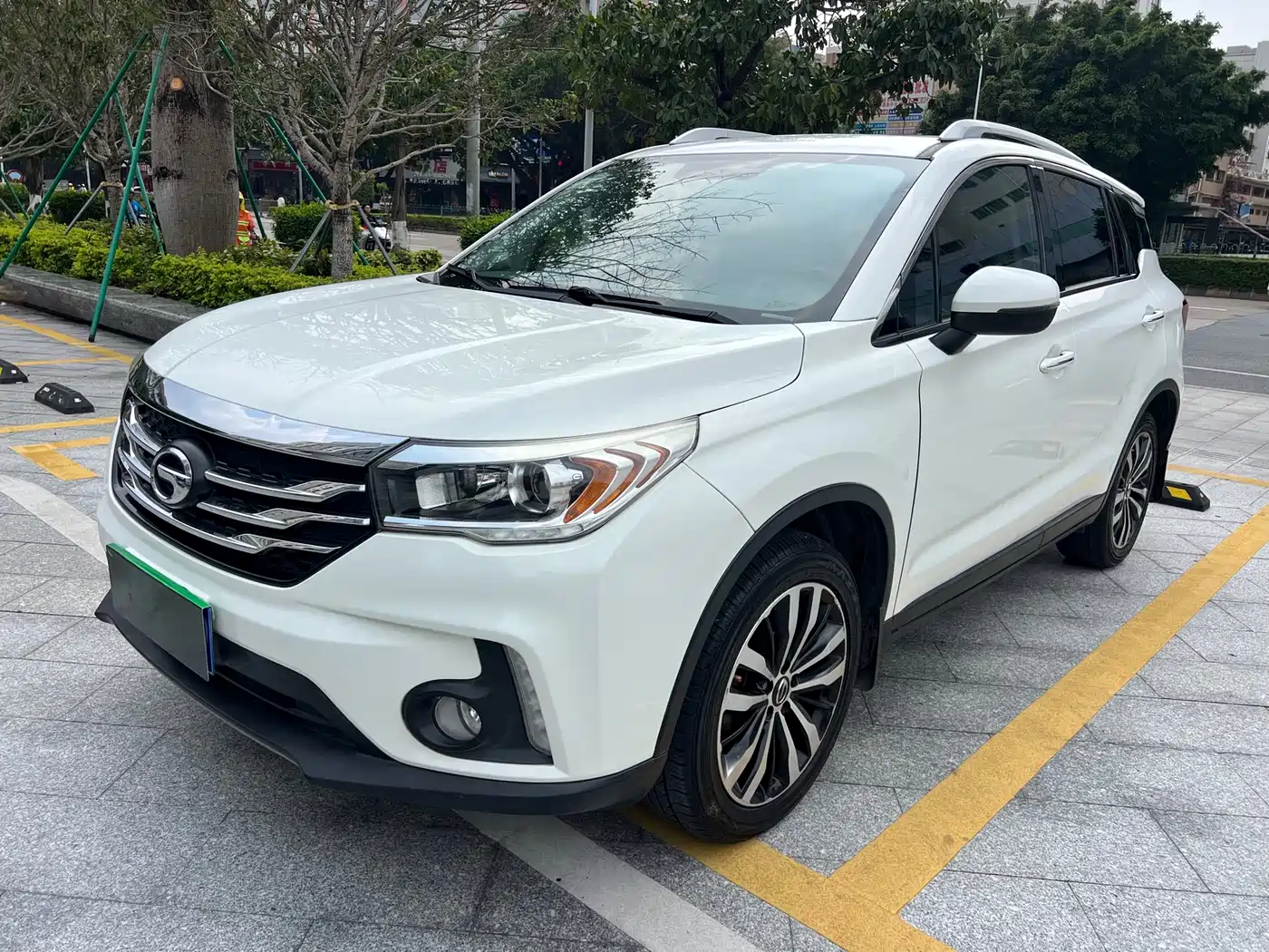 GAC Trumpchi Trumpchi GS4 2015 200T G-DCT Luxury Edition