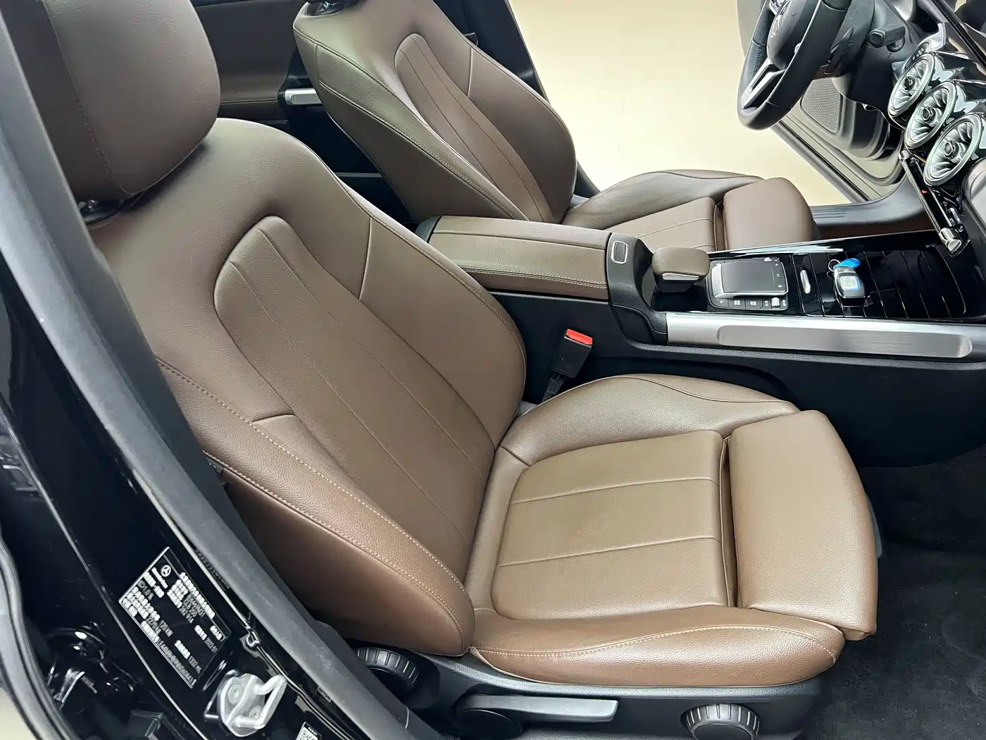 Mercedes-Benz GLB 2022 Facelift GLB 200 Fashion Style фото 14