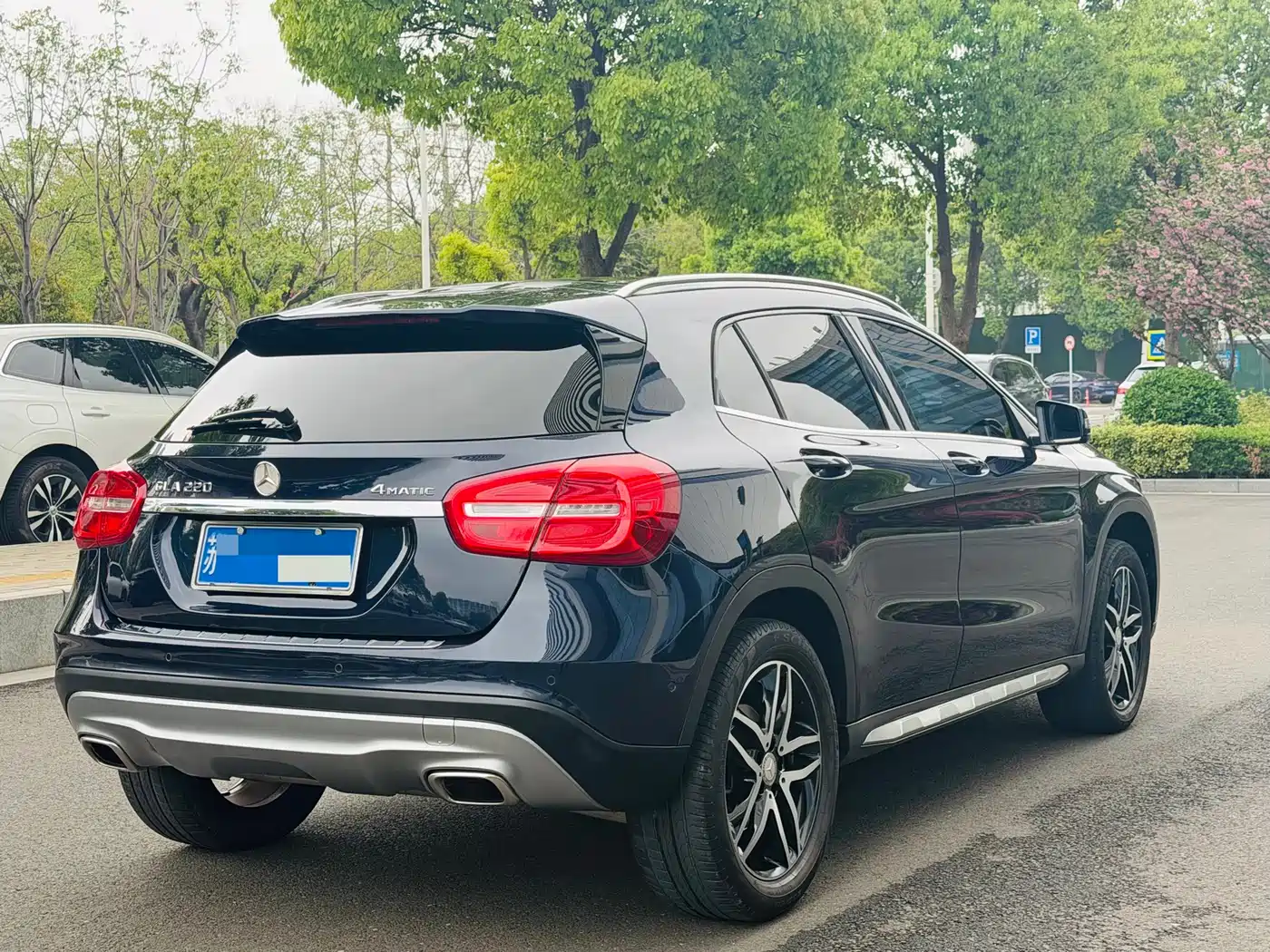 Mercedes-Benz GLA 2016 GLA 220 4MATIC Fashion фото 6