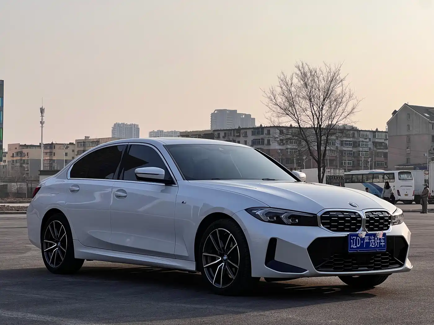 BMW 3 Series 2023 325i M Sport Package фото 3