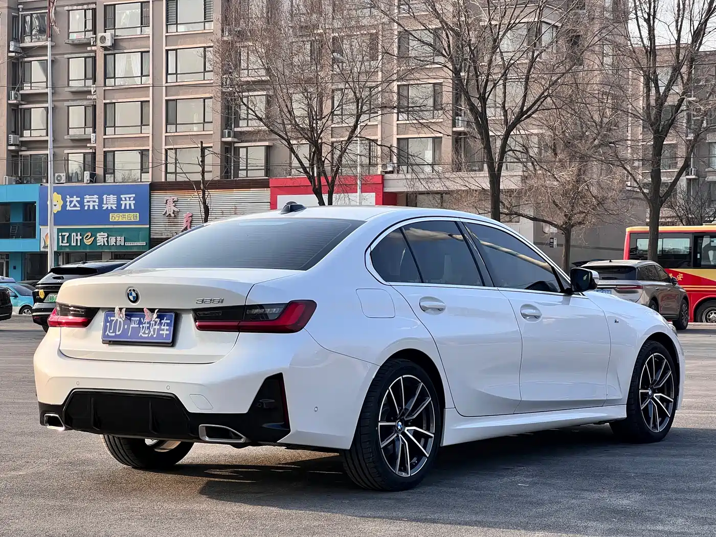 BMW 3 Series 2023 325i M Sport Package фото 4
