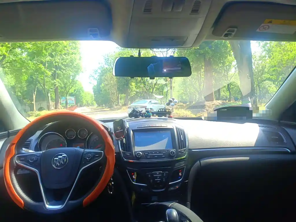 Buick Regal 2015 1.6T Leading Tech Edition фото 9