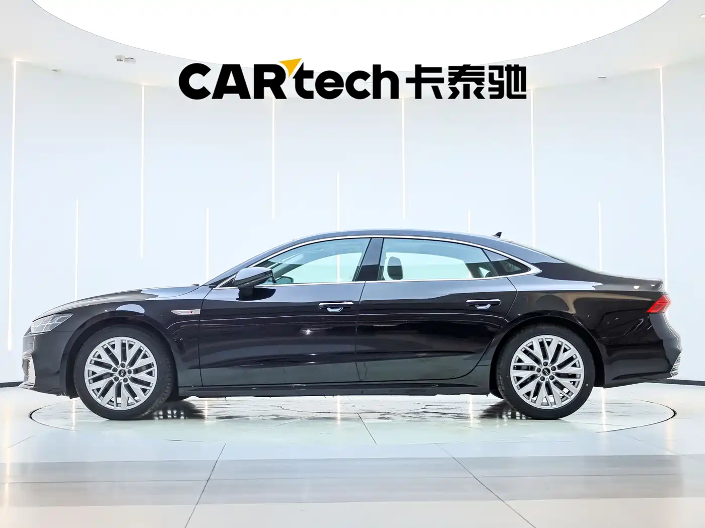 Audi A7L 2024 45TFSI S-line Dream Edition Crystal Package фото 8