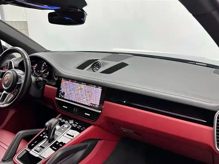 PORSCHE CAYENNE NEW ENERGY