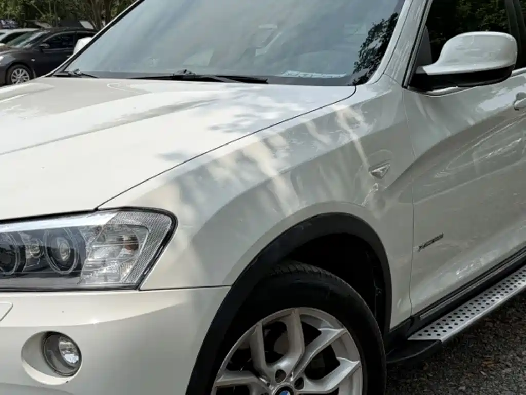 Photo 2 - BMW X3 (Import)