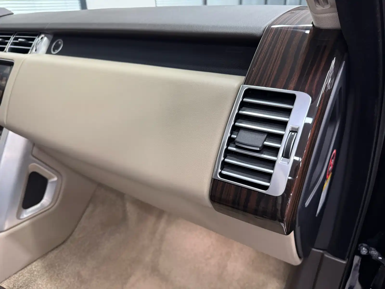 Фото 21 - Land Rover Range Rover