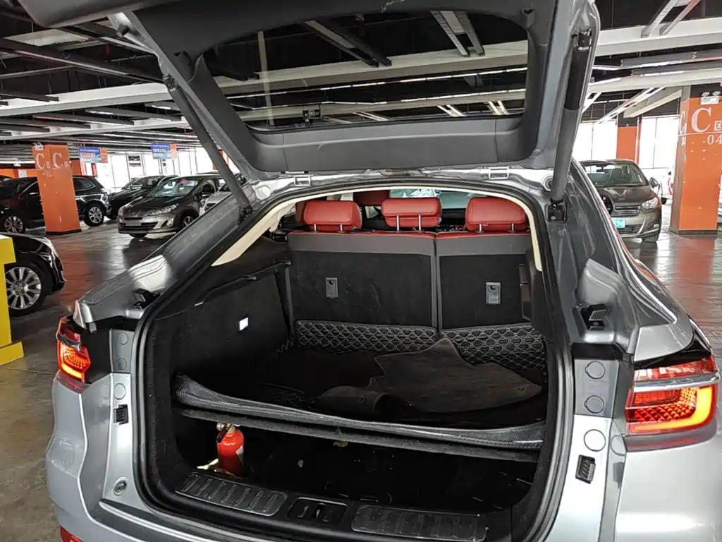 Changan CS85 COUPE 2019 2019 2.0T Auto Premium Edition (China VI)