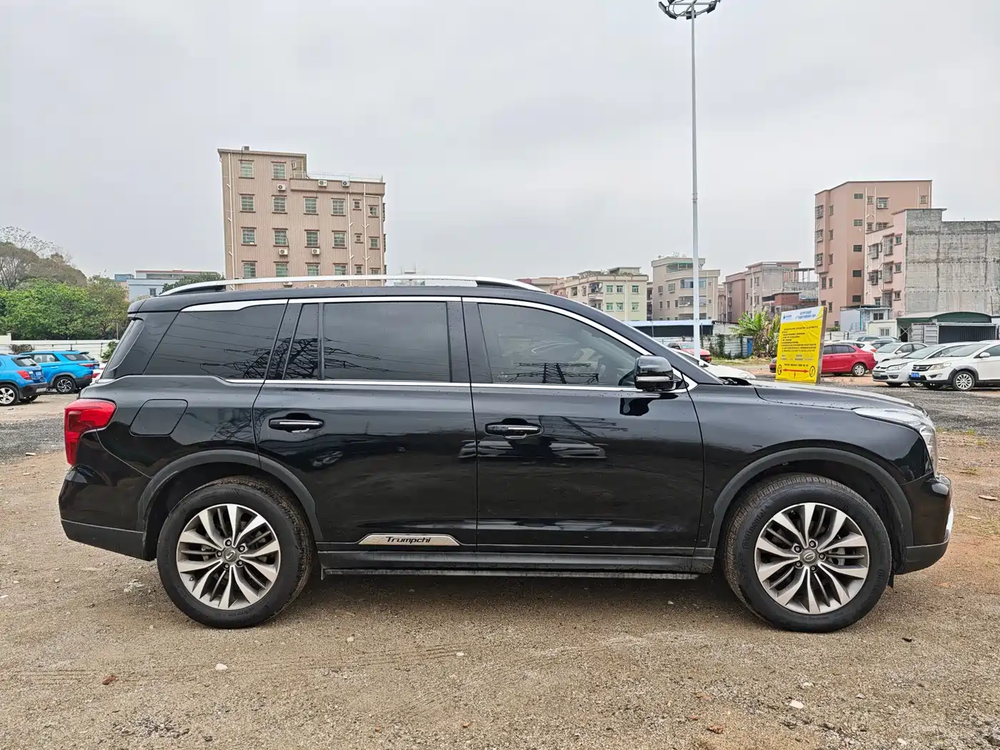 GAC Trumpchi Trumpchi GS8 2017 320T 2WD Luxury Smart Connect (7-seater) фото 4