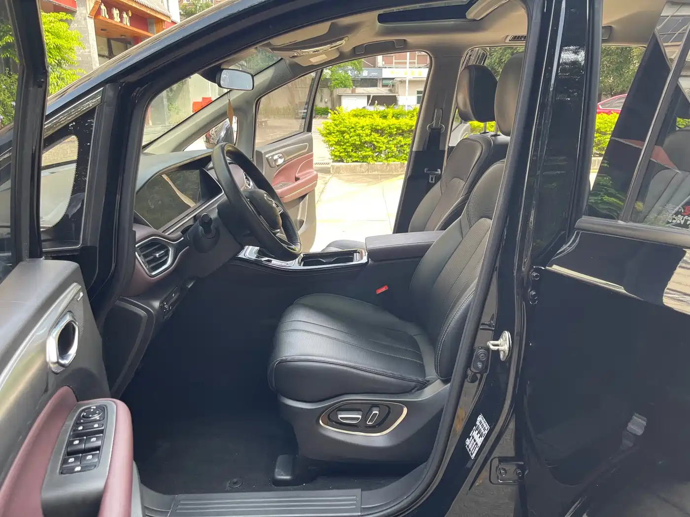 GAC Trumpchi Trumpchi M6 2023 PRO 270T DCT Luxury Edition фото 9