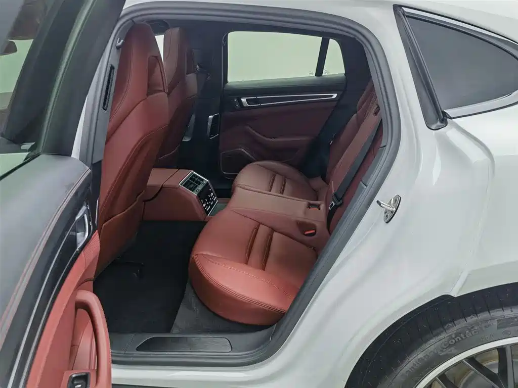 PORSCHE PANAMERA NEW ENERGY