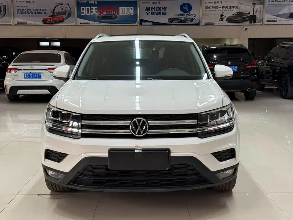 VOLKSWAGEN TUYUE