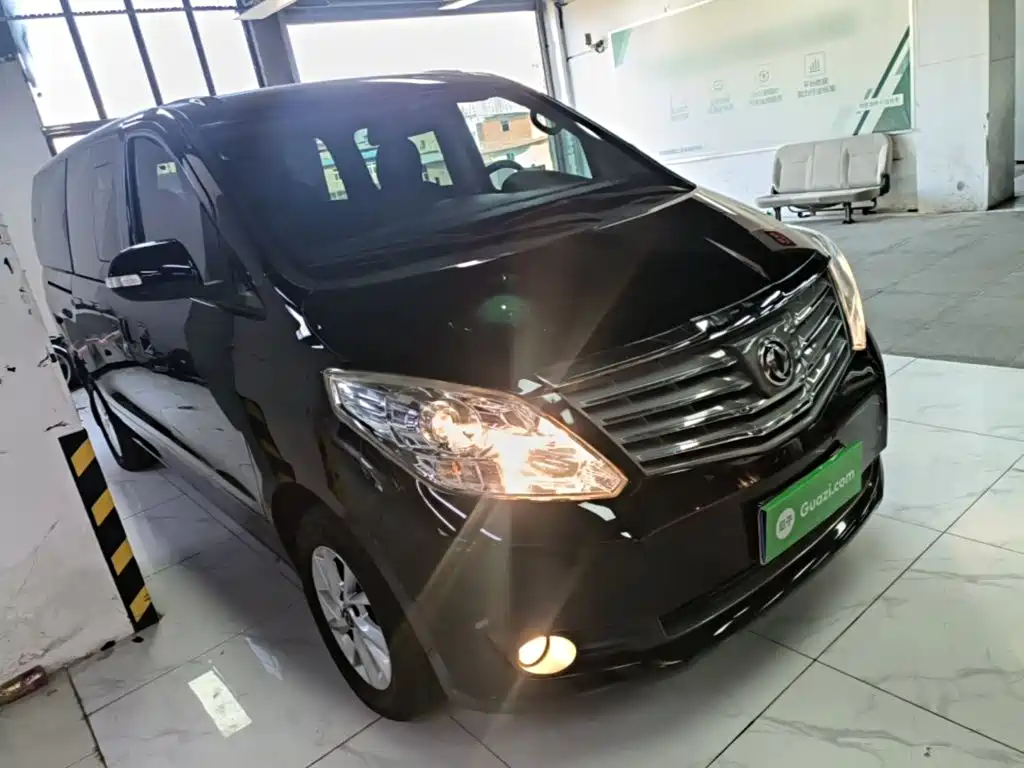 صورة 4 - Dongfeng Fengxing Lingzhi PLUS