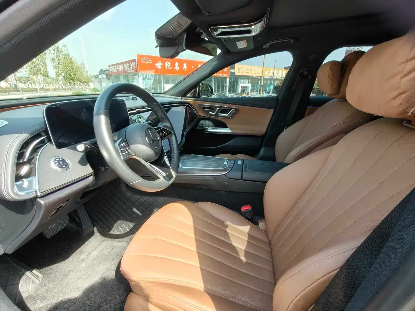 Mercedes-Benz E-Class 2024 Model E 300 L Luxury фото 4