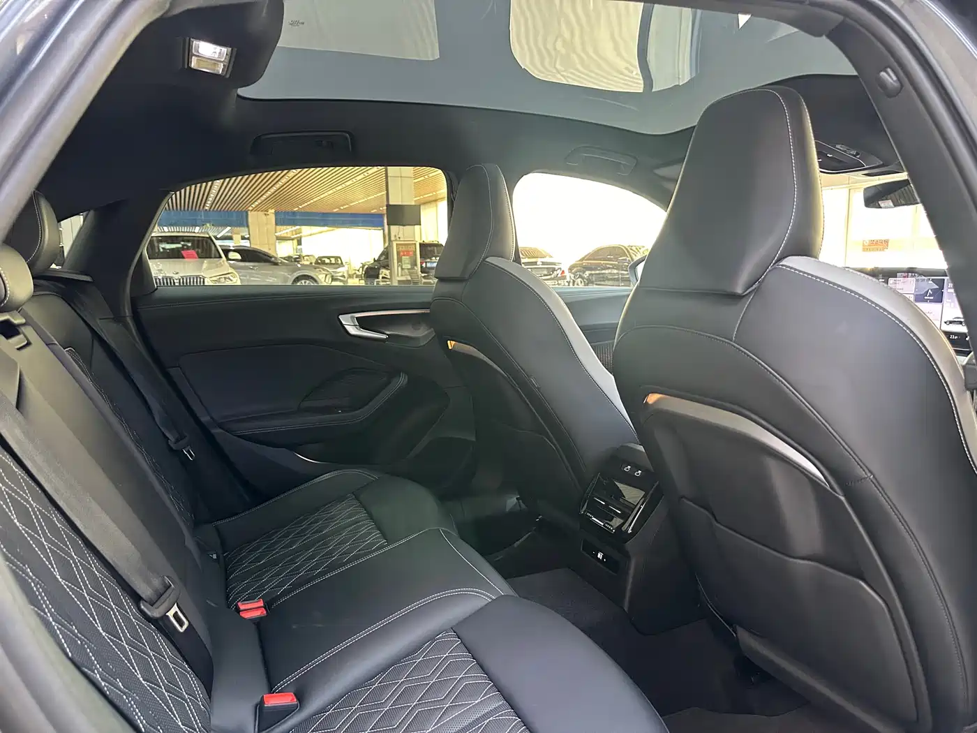 Audi A5L 2025 2.0T Sport Edition quattro фото 11