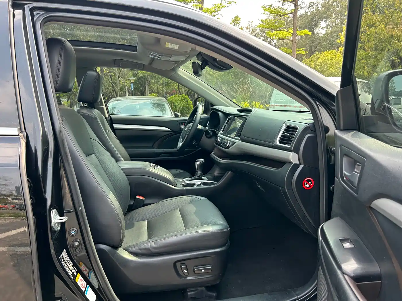 Toyota Highlander 2018 2.0T 4WD Luxury 7-seater China VI фото 25