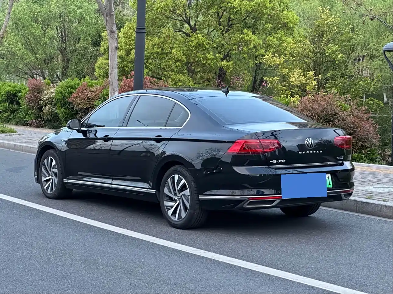 Volkswagen Magotan GTE Plug-in Hybrid 2022 GTE Luxury фото 4