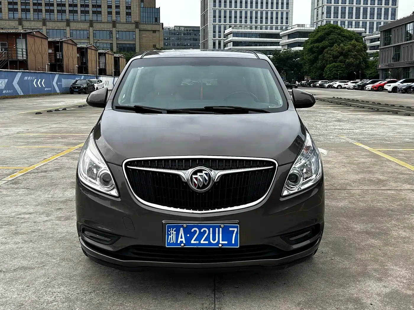 Buick GL8 2017 25S Luxury China V фото 2