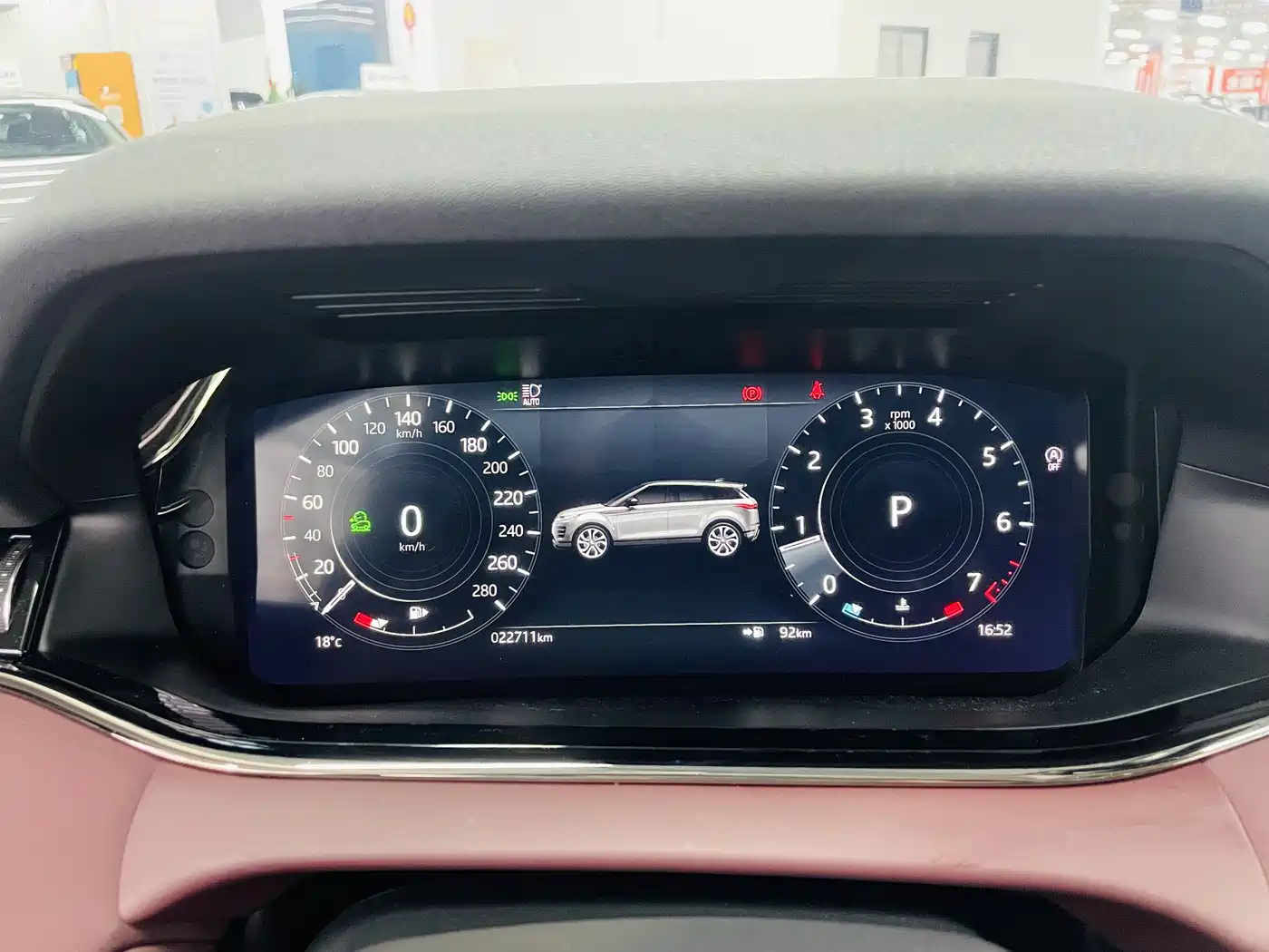 Land Rover Range Rover Evoque 2022 Facelift Range Rover Evoque L 249PS R-Dynamic Luxury фото 8